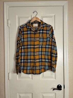 Aeropostale Yellow & Navy Plaid Button-Down Shirt